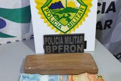Dinheiro e maconha são apreendidos com rapaz pelo BPFron no Oeste do estado