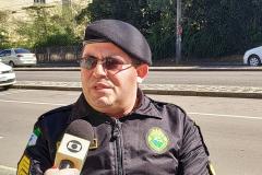 Sargento da PM prende homem que assediou mulher dentro de ônibus na Capital