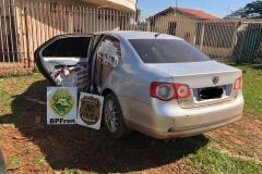 Policiamento do BPFron surpreende grupos em regiões da fronteira do estado e mais de 80 caixas de cigarro são apreendidas 
