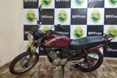 Motocicleta que estava com o número do chassi e do motor alterado é apreendida pelo BPFron em Guaíra (PR)