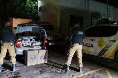 Logo após roubo, PM encaminha quatro e apreende drogas, dinheiro e dois veículos em Castro (PR)