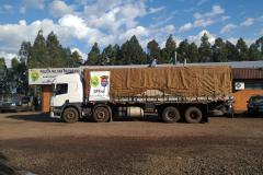BPFron apreende 40 mil pacotes de cigarros contrabandeados em caminhão clonado no Oeste do estado
