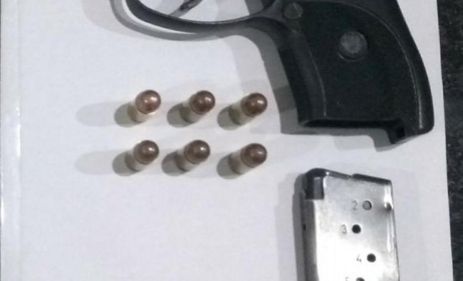 PM apreende três armas de fogo em situações distintas no Centro-Sul do estado