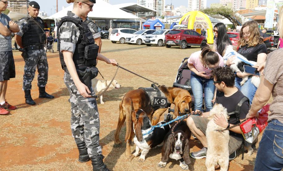 Equipe do Choque da PM de Ponta Grossa (PR) promove 1ª Cãominhada no Parque Ambiental