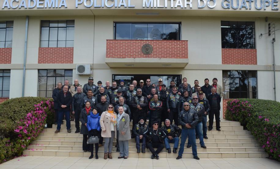 Almoço da Velha Guarda reúne 90 policiais militares da Reserva Remunerada na APMG