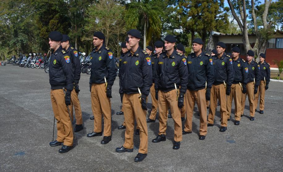 Almoço da Velha Guarda reúne 90 policiais militares da Reserva Remunerada na APMG