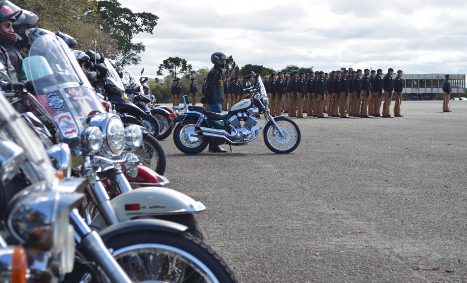 Almoço da Velha Guarda reúne 90 policiais militares da Reserva Remunerada na APMG