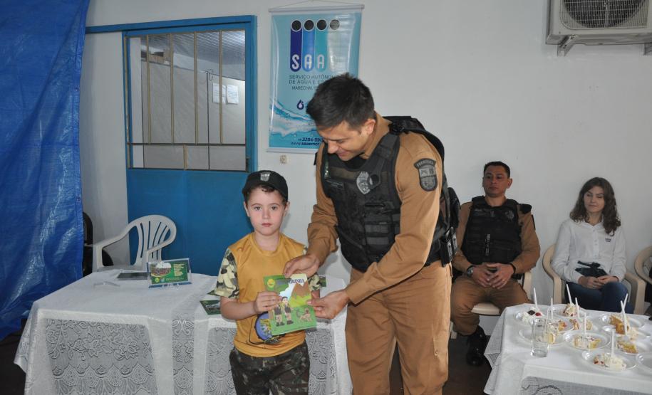 Revista em quadrinhos “Fronteirinha” é lançada pelo BPFron durante “Café com a Comunidade” em Marechal Cândido Rondon (PR)