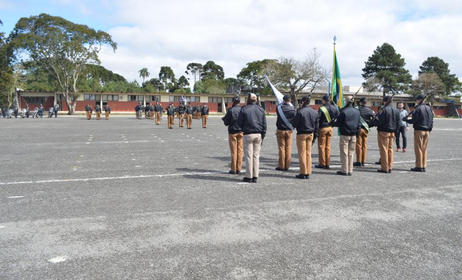 Almoço da Velha Guarda reúne 90 policiais militares da Reserva Remunerada na APMG
