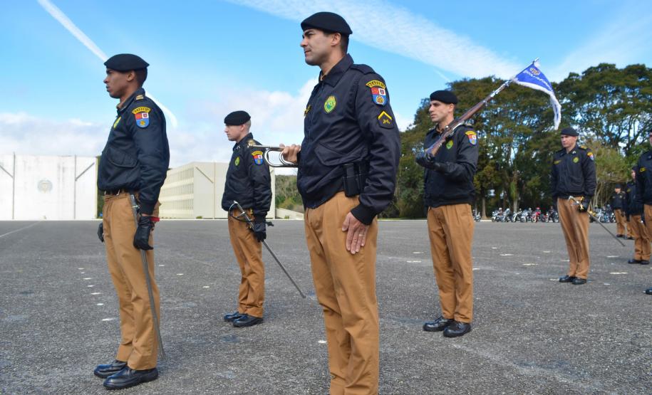 Almoço da Velha Guarda reúne 90 policiais militares da Reserva Remunerada na APMG