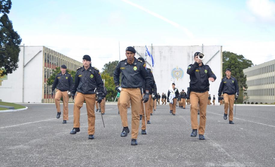 Almoço da Velha Guarda reúne 90 policiais militares da Reserva Remunerada na APMG