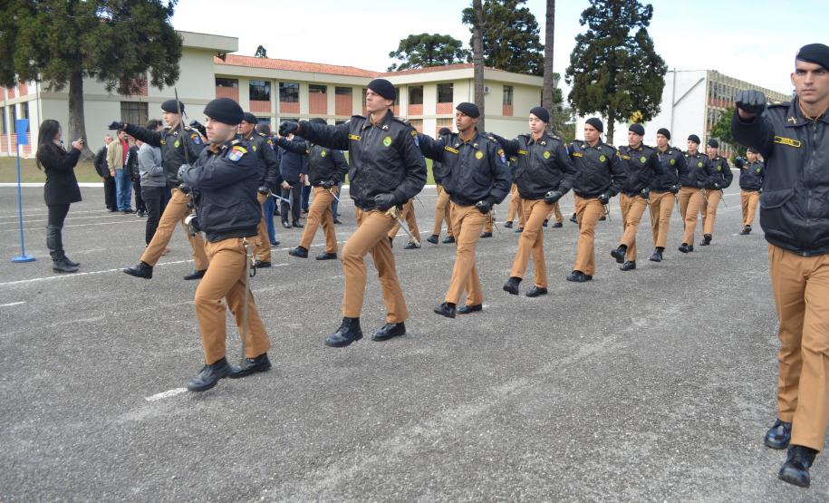 Almoço da Velha Guarda reúne 90 policiais militares da Reserva Remunerada na APMG