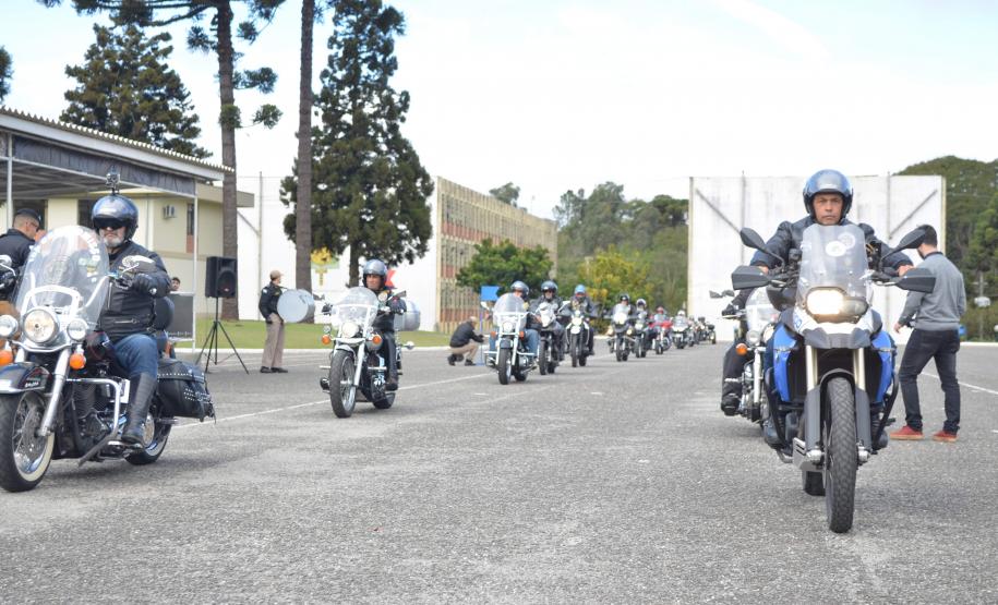 Almoço da Velha Guarda reúne 90 policiais militares da Reserva Remunerada na APMG