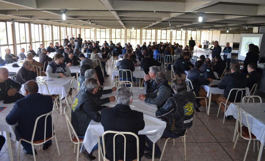 Almoço da Velha Guarda reúne 90 policiais militares da Reserva Remunerada na APMG