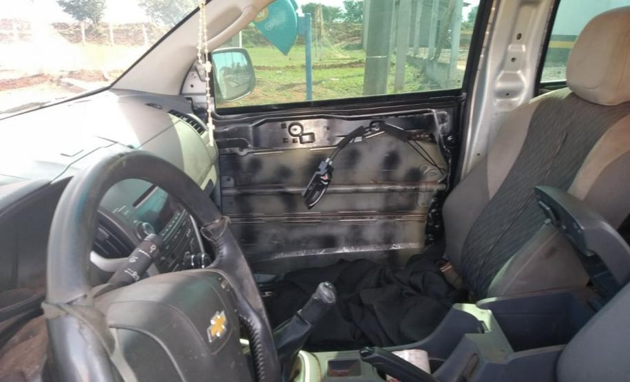 BPRv encontra 1,5 tonelada de maconha em fundo falso de caminhão