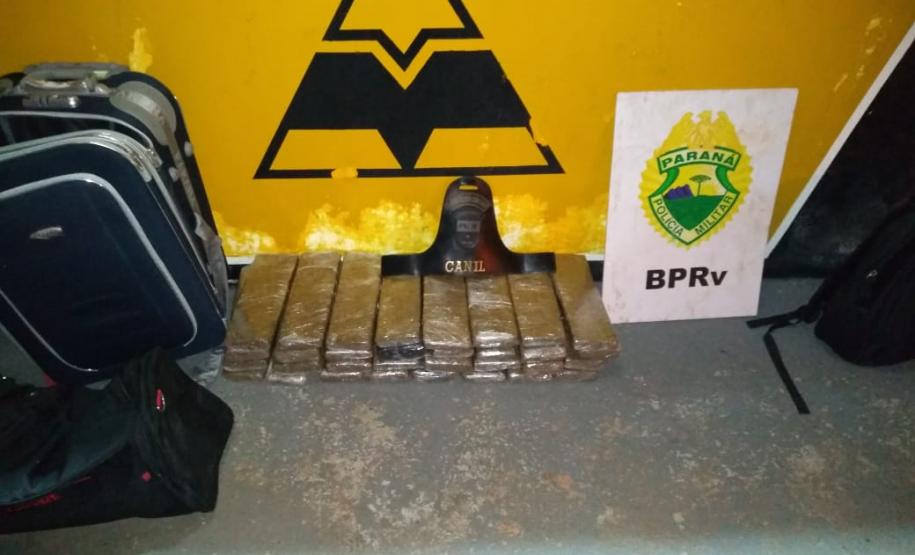 Em operações distintas, Batalhão Rodoviário apreende maconha e objetos contrabandeados do Paraguai