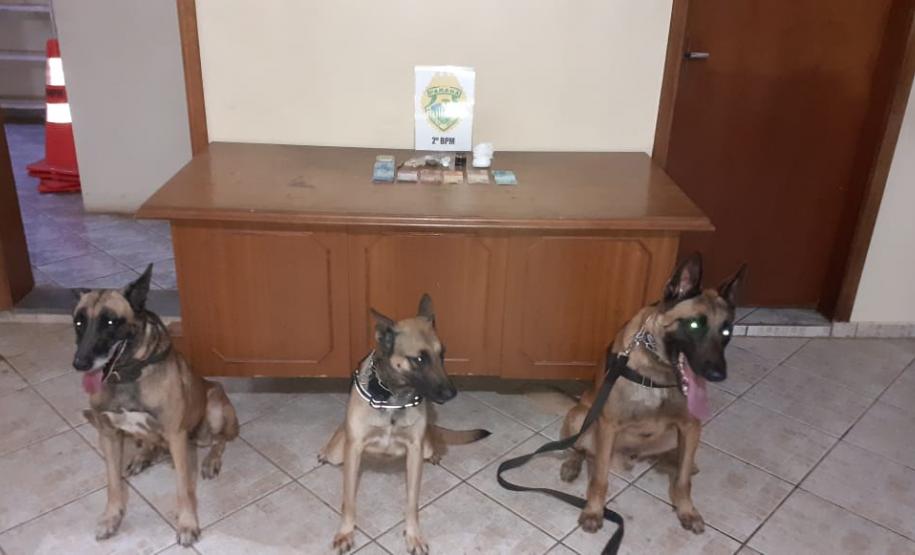 PM de Santo Antônio da Platina (PR) apreende 72 pedras de crack e duas pessoas acabam encaminhadas