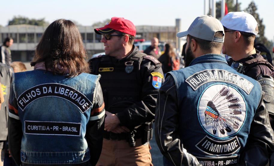 Passeio Motociclístico em comemoração aos 165 anos da PM reúne quase mil pessoas na APMG