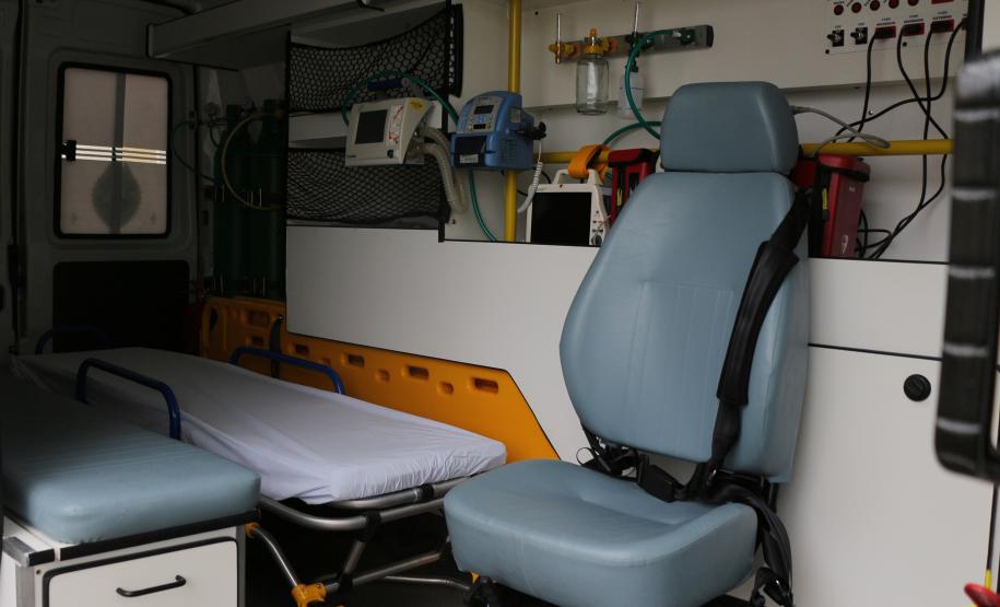 Hospital da Polícia Militar (HPM) recebe nova ambulância durante solenidade na Capital