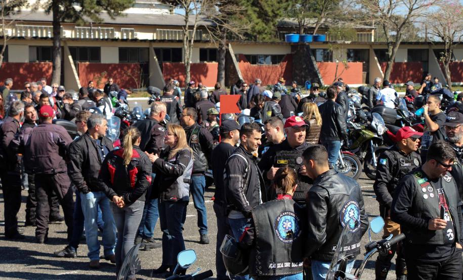 Passeio Motociclístico em comemoração aos 165 anos da PM reúne quase mil pessoas na APMG