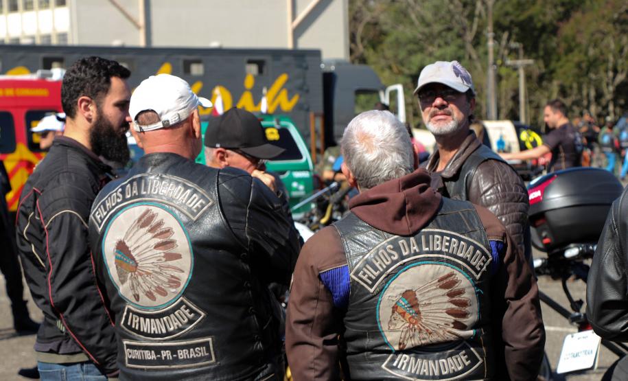 Passeio Motociclístico em comemoração aos 165 anos da PM reúne quase mil pessoas na APMG