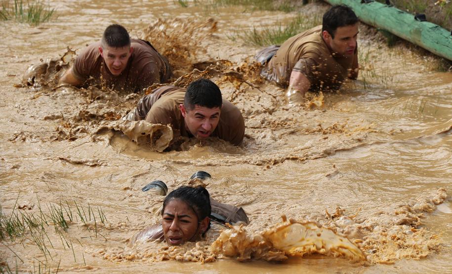 Desafio Soldado de Aço 2019 leva policiais e bombeiros militares ao extremo em competição no circuito Braves Mud Race, na RMC