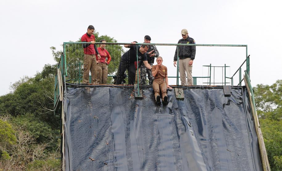 Desafio Soldado de Aço 2019 leva policiais e bombeiros militares ao extremo em competição no circuito Braves Mud Race, na RMC