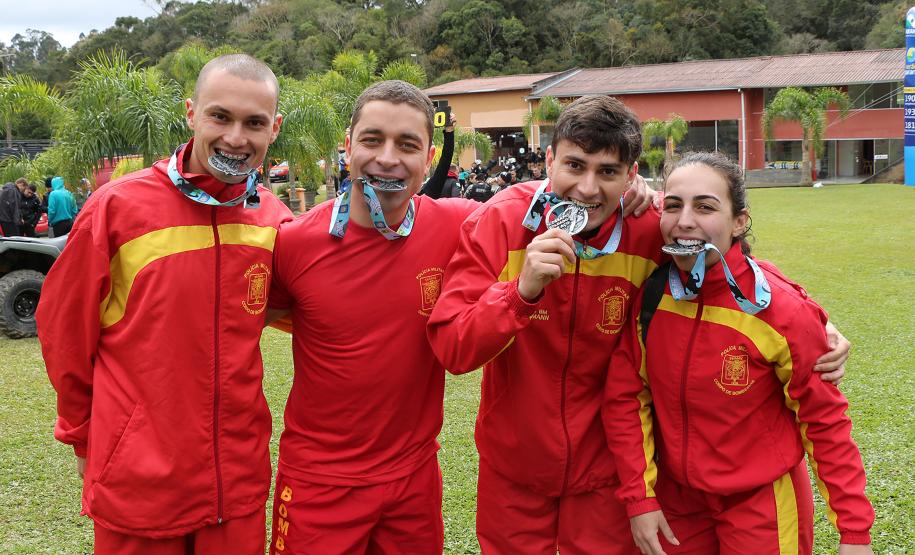 Desafio Soldado de Aço 2019 leva policiais e bombeiros militares ao extremo em competição no circuito Braves Mud Race, na RMC