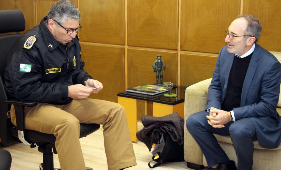 Comandante-Geral da PM recebe visita do cônsul dos EUA em Curitiba (PR)