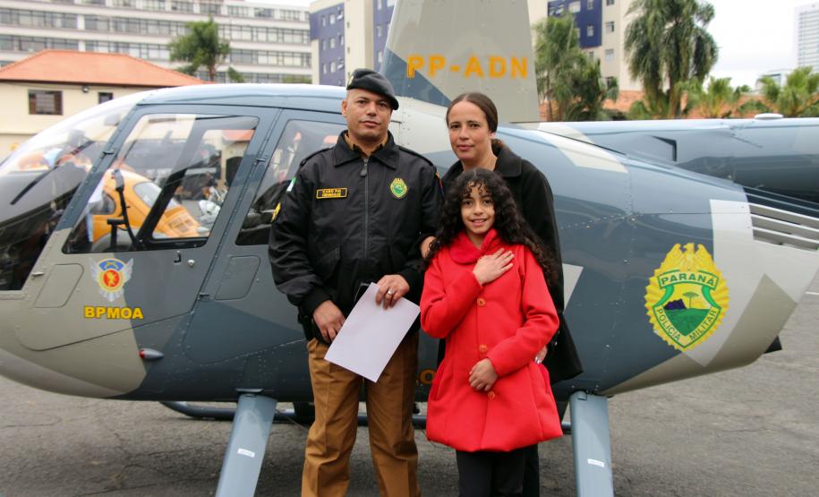 Polícia Militar homenageia praças promovidos com entrega de homenagem e certificados em Curitiba