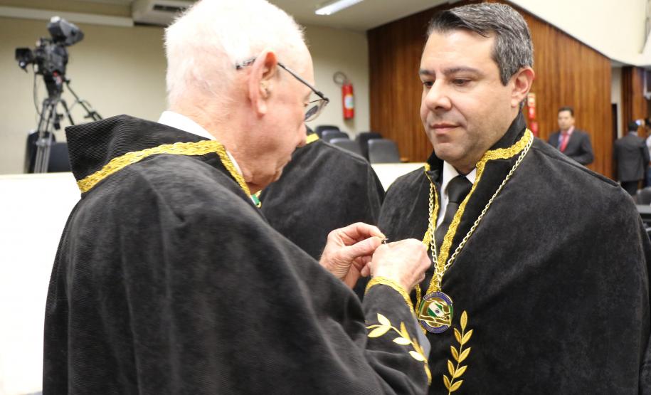 Academia de Letras da PM completa um ano com seção solene na ALEP, em Curitiba