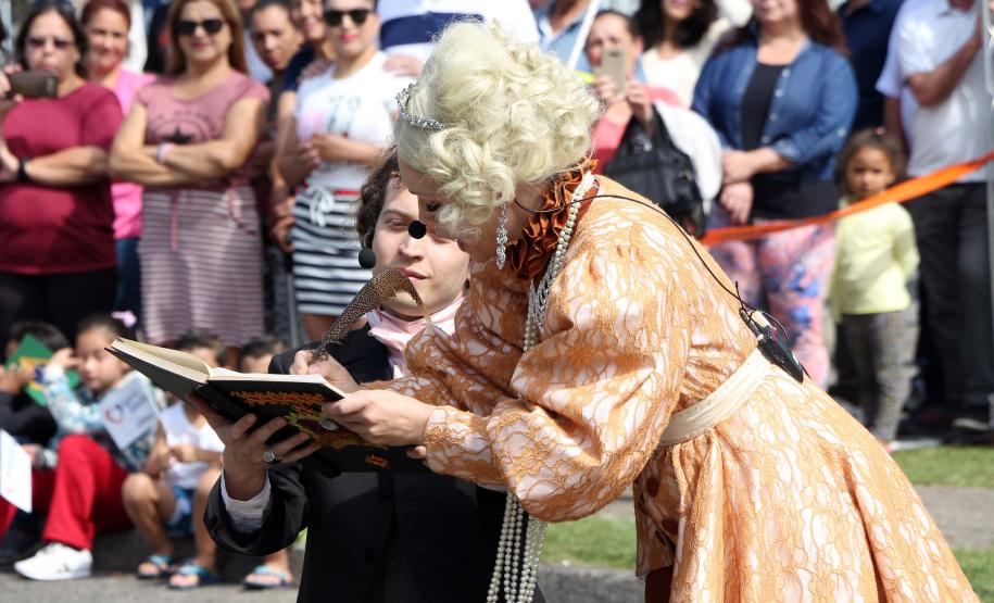 PM participa do desfile cívico-militar da Regional Fazendinha/Portão em Curitiba