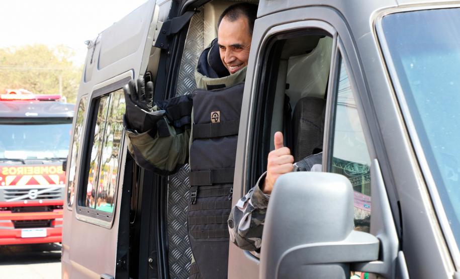 PM participa do desfile cívico-militar da Regional Fazendinha/Portão em Curitiba