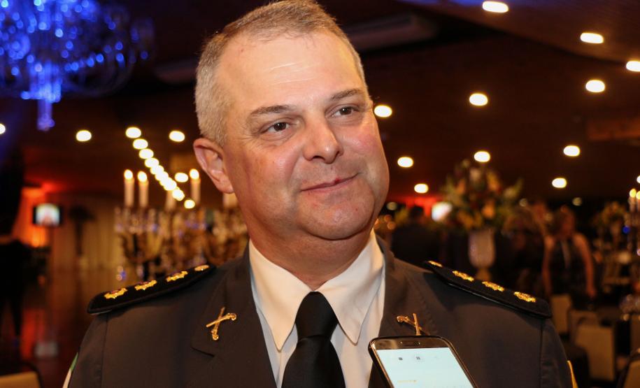 Baile do Espadim Tiradentes 2019 comemora início de formação de novos cadetes da Polícia Militar