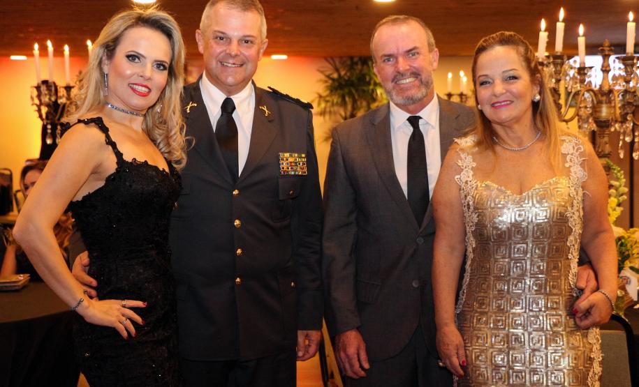 Baile do Espadim Tiradentes 2019 comemora início de formação de novos cadetes da Polícia Militar