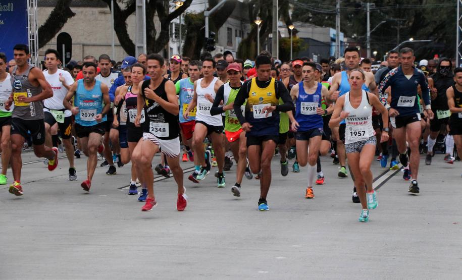 Prova Coronel Sarmento 2019 agita domingo de Dia dos Pais com mais de 4 mil inscritos em Curitiba