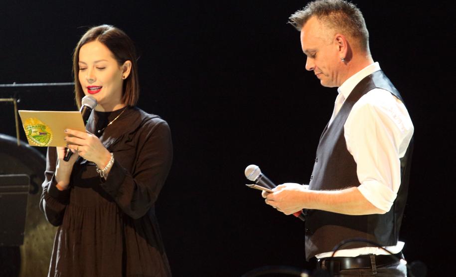Segunda noite do Concerto da Banda de Música da PM surpreende público e é marcada por homenagens em Curitiba