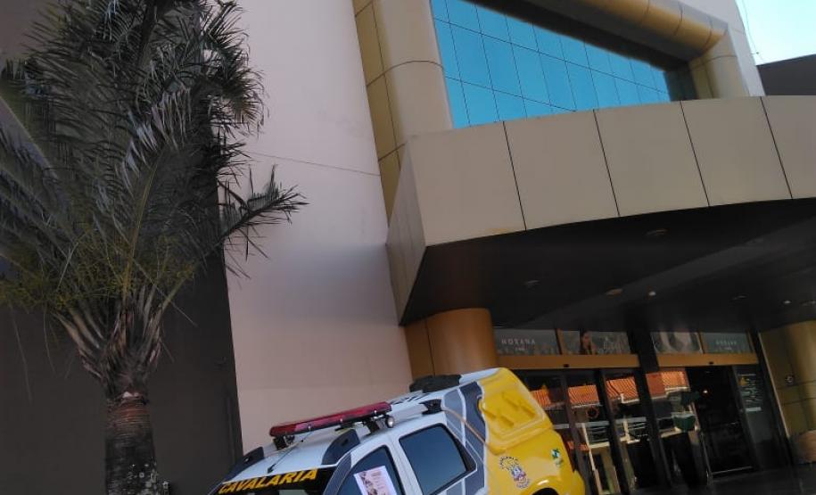 6º Batalhão promove exposição em Shopping de Cascavel (PR) em alusão aos 165 anos da PMPR