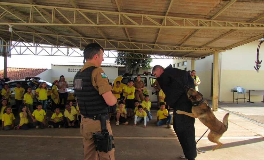 Alegria e companheirismo marcam encontros entre crianças e policiais militares da 5ª CIPM no Interior do Estado