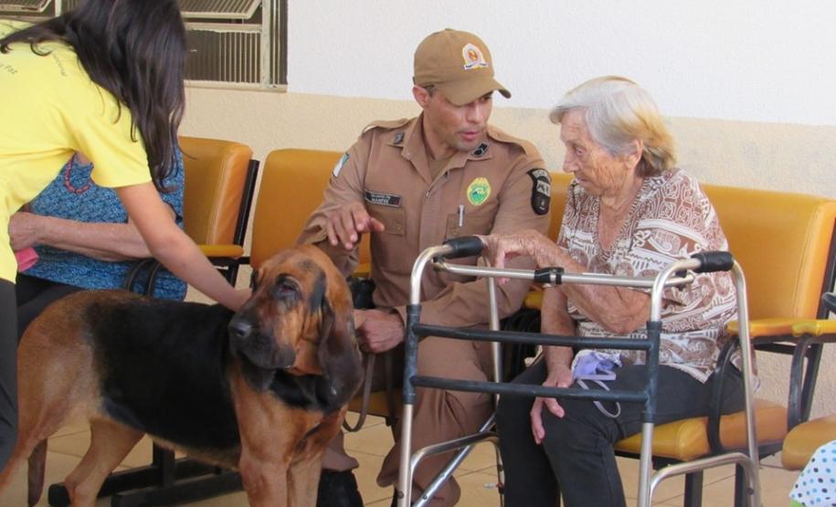 Polícia Militar de Cianorte vislumbra aproximação com a comunidade através de parceria com instituição solidária