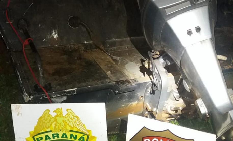 Ações distintas resultaram na apreensão de uma arma de fogo e de 30 caixas de cigarros pelo BPFron no Oeste do estado