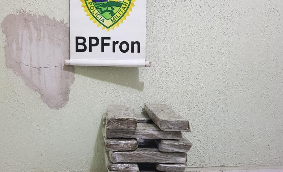 BPFron apreende mais de 14 quilos de maconha e uma arma de fogo em situações distintas no Oeste do estado