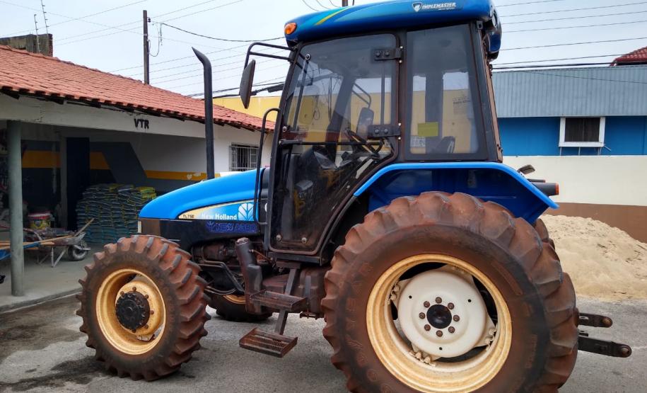 Antes de proprietária registrar o furto, PM recupera trator no Norte do estado