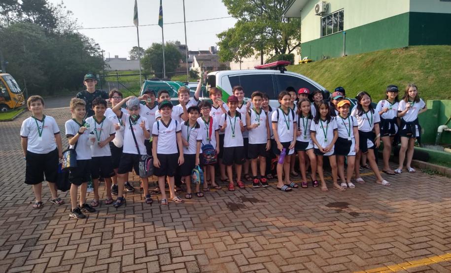 Alunos do projeto Força Verde Mirim visita unidade da Polícia Ambiental e participam de blitz educativa no Interior do estado