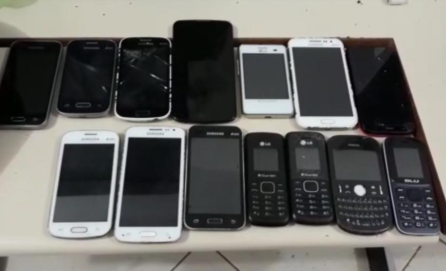 Dupla é presa pela PM ao tentar arremessar droga, celulares e objetos para dentro da penitenciária em Londrina