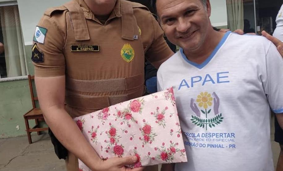 Alunos da APAE de Ribeirão do Pinhal (PR) recebem palestra do BPEC