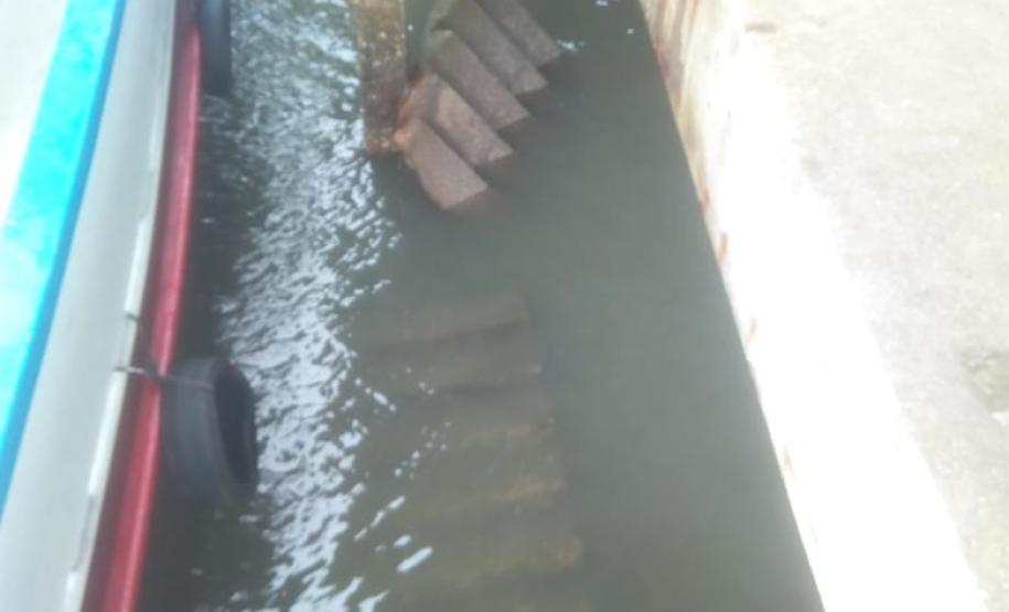 Trapiche da Ilha do Mel desaba e PM presta atendimento à Vítima no Litoral do estado