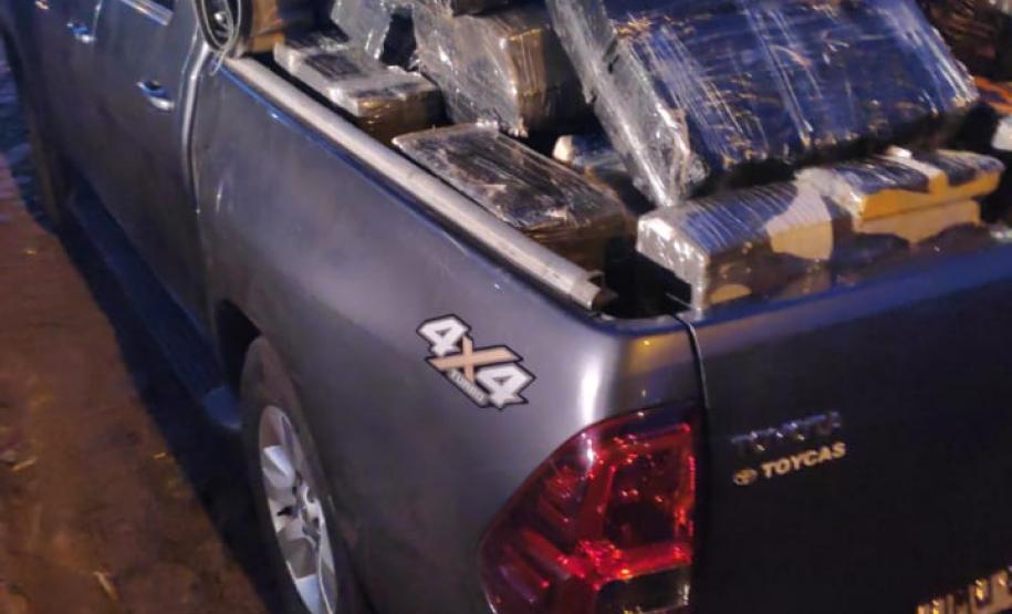 Mais de 1,5 tonelada de maconha é apreendida pela PM em Foz do Iguaçu (PR); um homem foi preso