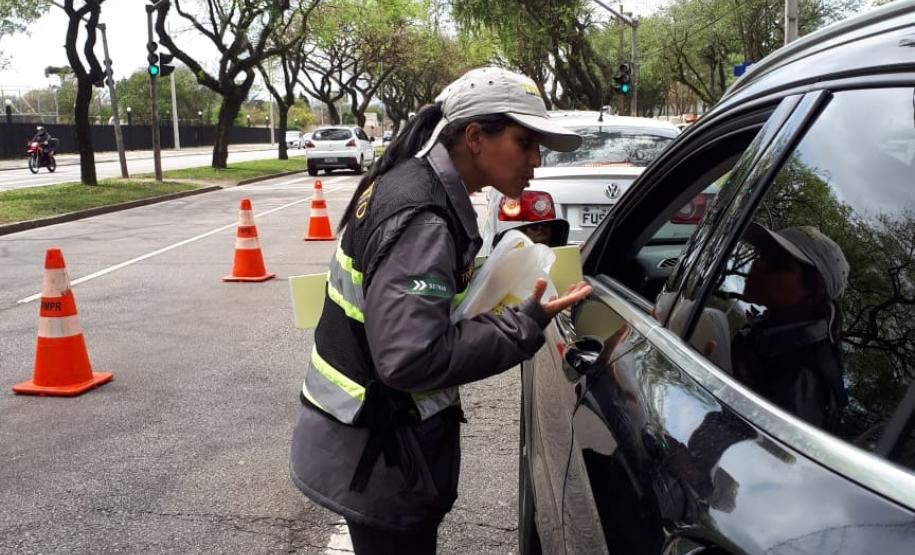 Blitz Educativa do BPTran leva conscientização e informação para motoristas na Capital