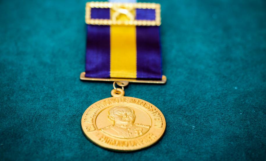 Governador autoriza concurso de 2,4 mil vagas para a Polícia Militar durante solenidade em Curitiba